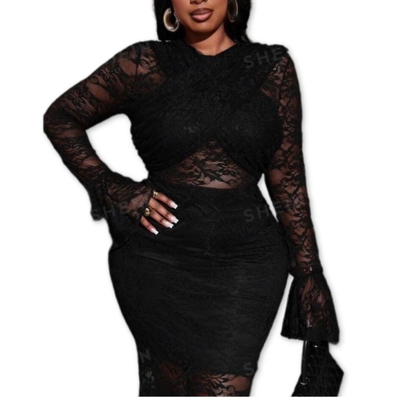 Black Lace Mermaid Fish Tail Formal Dress - Picture 5 of 11